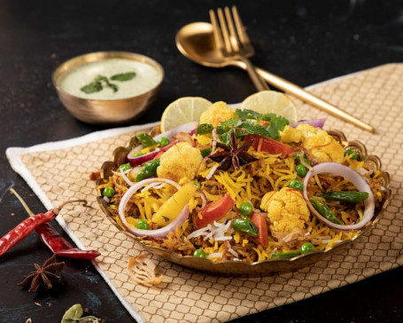 Nawabi Subz-E-Biryani [650 Gms]