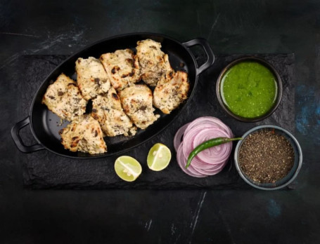 Chicken Kaali Mirch Tikka [7Pieces]