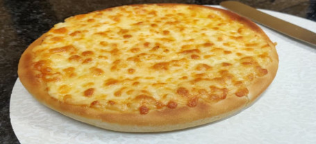 Triple Cheese Margherita Pizza