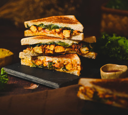 Paneer Pieces Sandwich