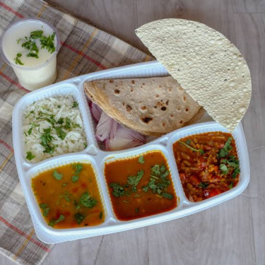 Dal Fry-Jira Rice With 2 Sabji 6 Roti Salad