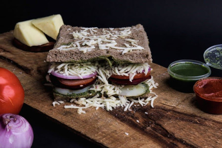 Sada Veggie Sandwich