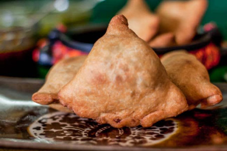 Punjabi Samosa[2 Pieces]