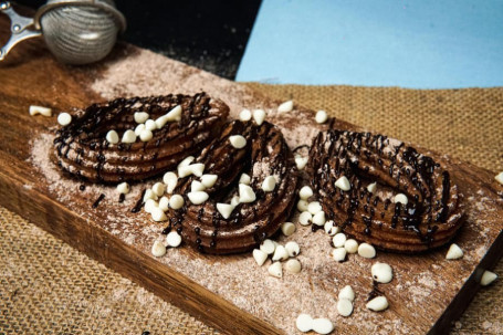 Nutella Nuts Glazed Churro [60% Off At Checkout