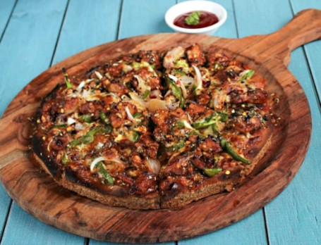 Freshly Baked Barbeque Chicken Pizza