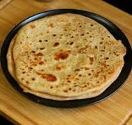 Paneer Pyaaz Paratha (1Pcs)