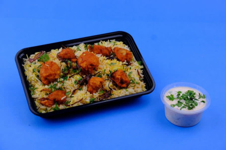 Makhmali Chicken Bombay Biryani [Raita 2 Free Gulab Jamun]