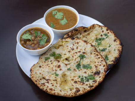 Amritsari Kulcha 2 Pcs Chana Dal