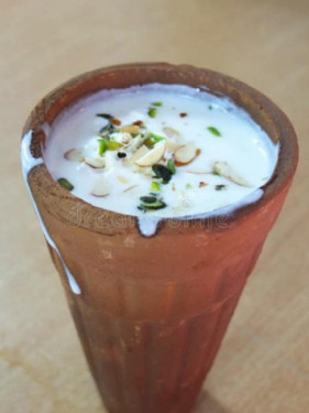 Sweet Dry Fruit Kulhad Lassi (Medium)