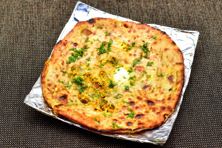 Amritsari Mix Kulcha (1 Pc)