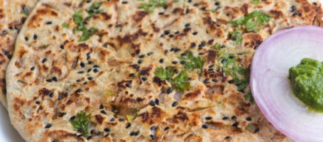 Onion Parantha(Chatney +Pickle)