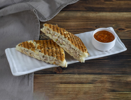 Veg Cheese Grilled Sandwich (2 Layer)