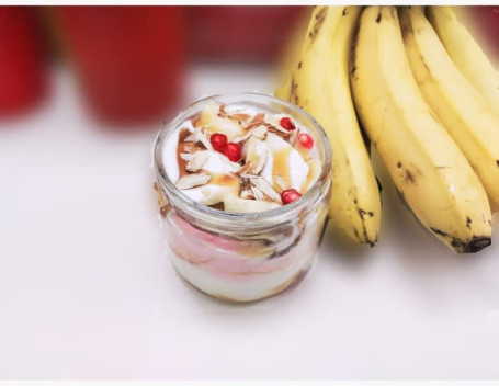 Banana Split Jarfull Sundae