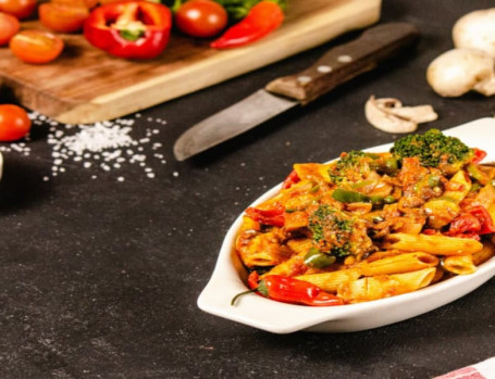 Arrabiata Pasta (Spicy Tomato Sauce)