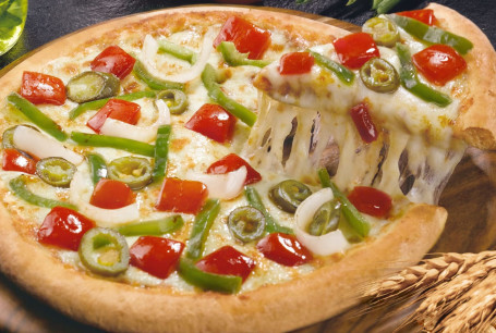 Large Capsicum Tomato Pizza
