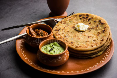 Aloo Parantha[Tandoor]