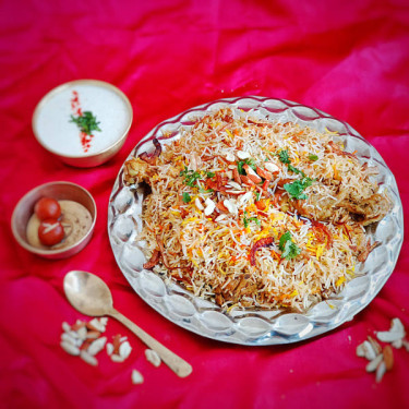 Sheeren Shahi Chicken Briyani Serves 2]