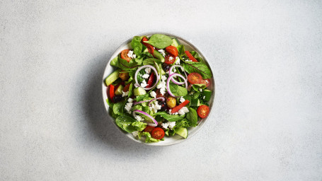 Salată Mediteraneană Cu Pui La Grătar