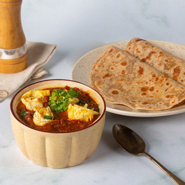 Omletă Cu Curry, 2 Paratha Thali