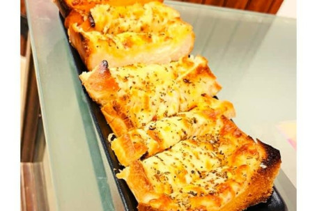 Garlic Bread Chessy