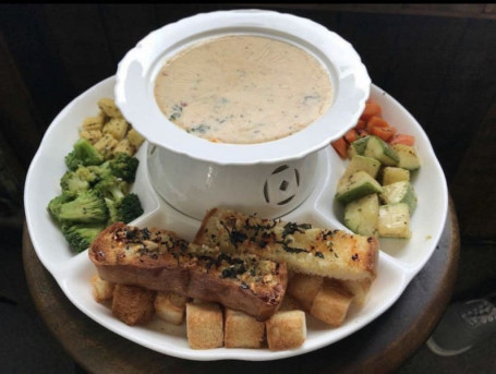 Cheese Fondue Without Onion And Garlic