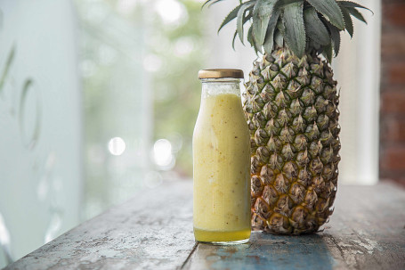 Fresh Pineapple Fruit Juice