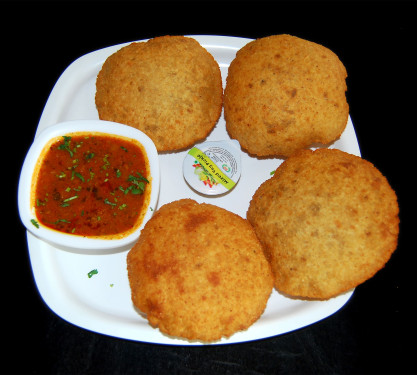 Bedmi Puri Sabji