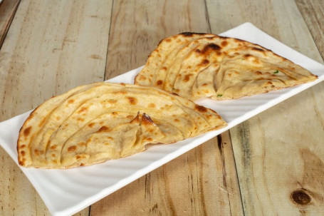 Corn Paalak Pyaaz Parantha