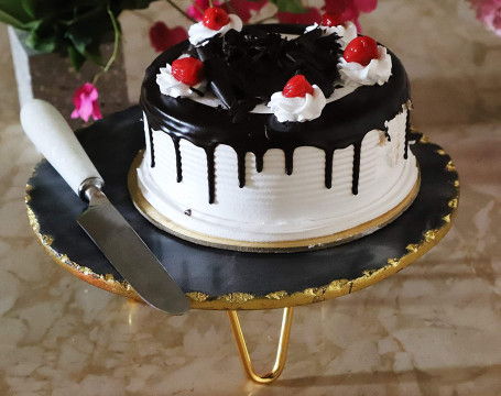 Black Marble Cake