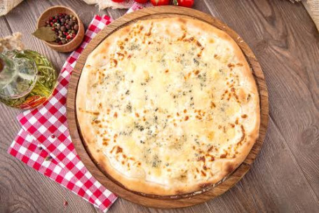 Small Cheesy Margherita Pizza