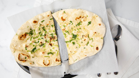 18. Garlic Naan 