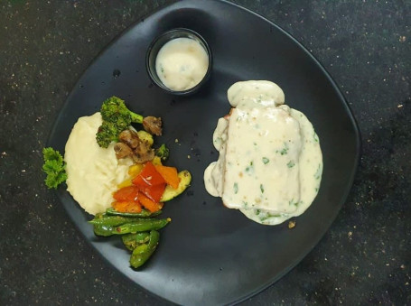 Stuffed Cottage Cheese With White Wine Sauce