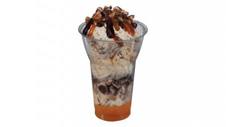 Made With Snickers Layered Sundae