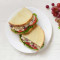 Sandwich De Salată Cu Pui Şi Migdale Napa