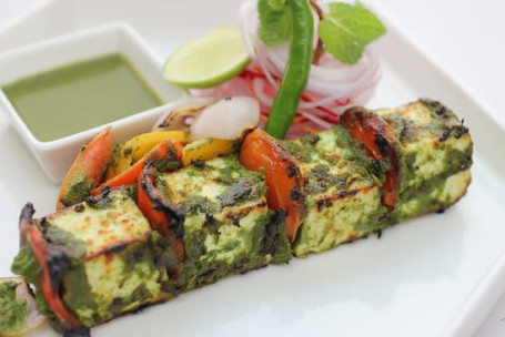 Hariyali Paneer Tikka (1 Plate)