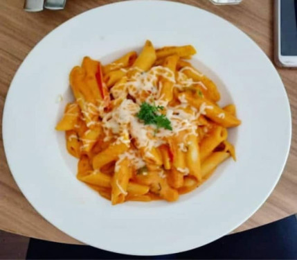 Roze Saus Penne Pasta Veg