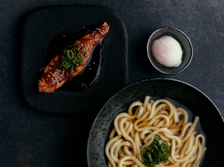 Aburi Salmon Udon