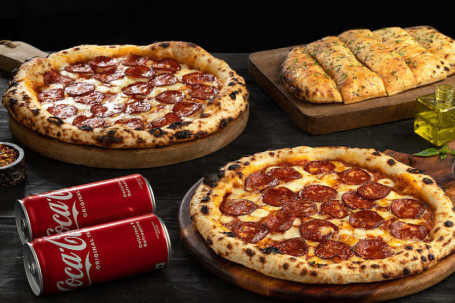 Naples Pepperoni Pizza Combo Meal For Four (2+1+2)