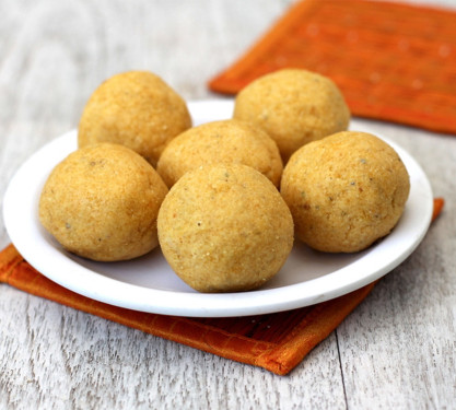 Moong Daal Laddu