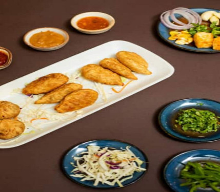 Cheese And Corn Fried Momos [6 Pieces]