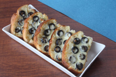 Olive Cheese Garlic Bread (5 Pcs)