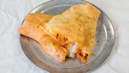 One Guy Traditional Calzone