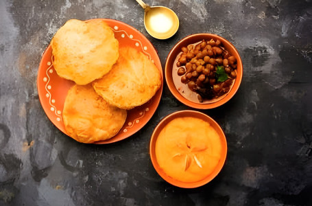 Halva Poorie Bhaji