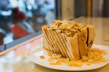 花生巧克力鮮奶吐司 Fresh Milk Toast With Peanut And Chocolate