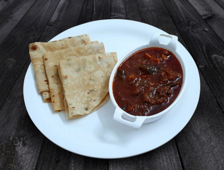 3 Chapati Achayans Beef Curry