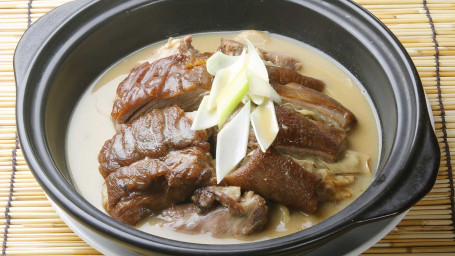 Stewed Lamb Brisket w Dried Bean Curd Sheet in Clay Pot