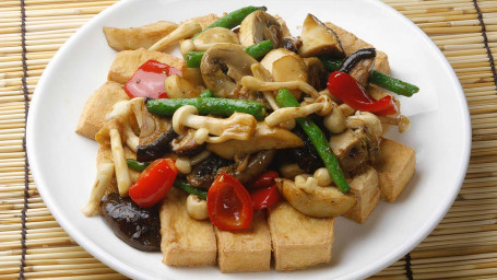 Sautéed Mixed Fresh Mushroom W Crispy Tofu