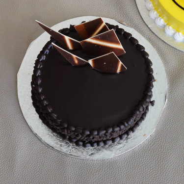 Chocolate Overload Cake (Half Kg)
