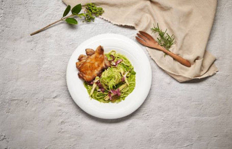 青醬香烤雞腿排義大利麵 Pasta With Grilled Chicken Thigh And Pesto Sauce