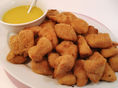 Crunchy Chicken Nuggets Per Serve ~280Gm) 718 Kcal